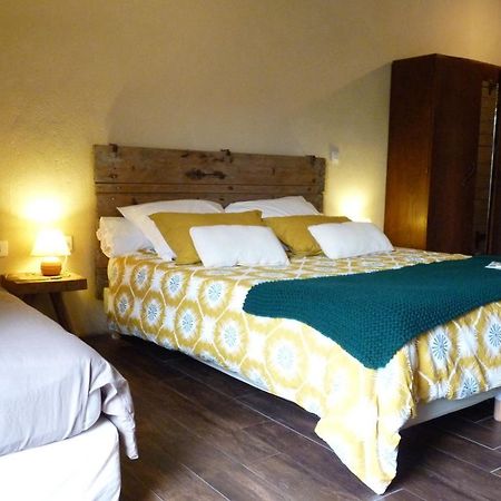 Chambres D'Hotes Le Chateau Rouge Saint-Germain-sur-Moine Eksteriør bilde
