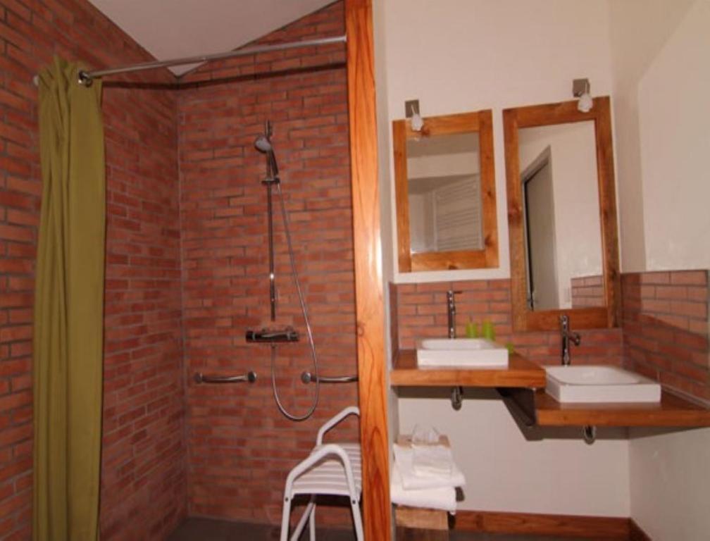Chambres D'Hotes Le Chateau Rouge Saint-Germain-sur-Moine Rom bilde