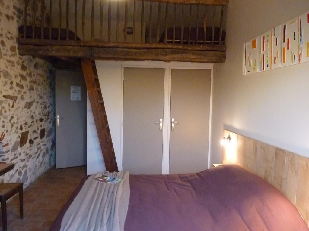 Chambres D'Hotes Le Chateau Rouge Saint-Germain-sur-Moine Eksteriør bilde